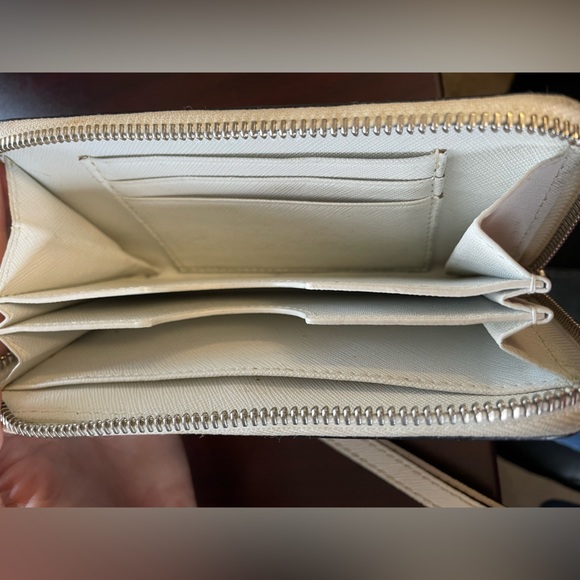 Michael Kors Polka Dot Wristlet - Picture 2 of 3